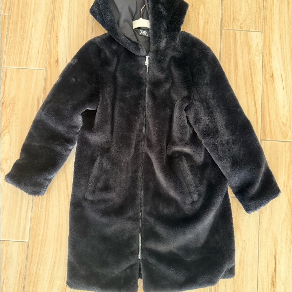 Zara women black Faux Fur Coat
